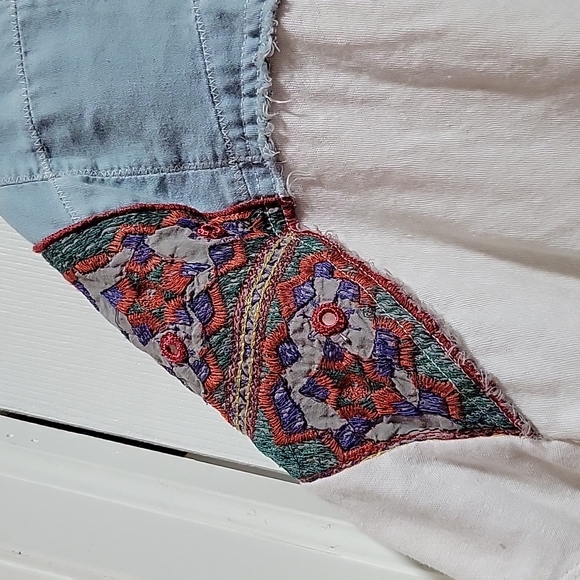 WE THE FREE BOHO CROCHET XS FLOWY TOP SUPER CUTE! - Picture 2 of 5